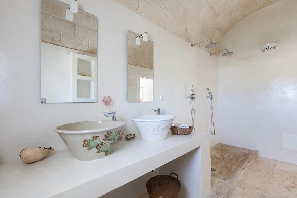 Trullo Coco' By Barbarhouse Villa Ostuni Rum bild