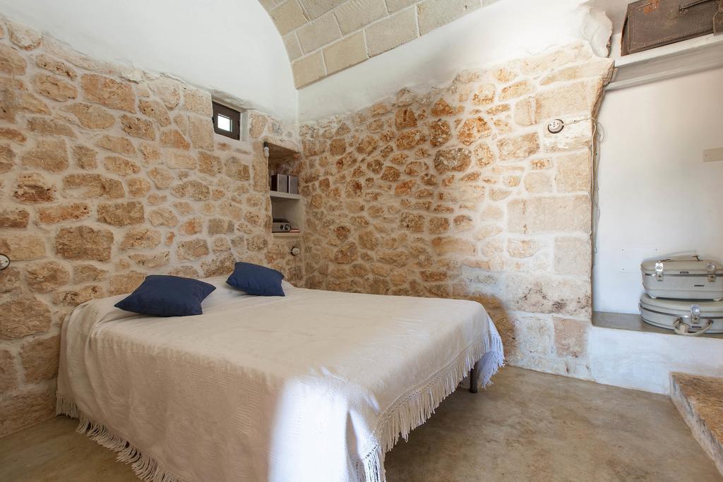 Trullo Coco' By Barbarhouse Villa Ostuni Rum bild