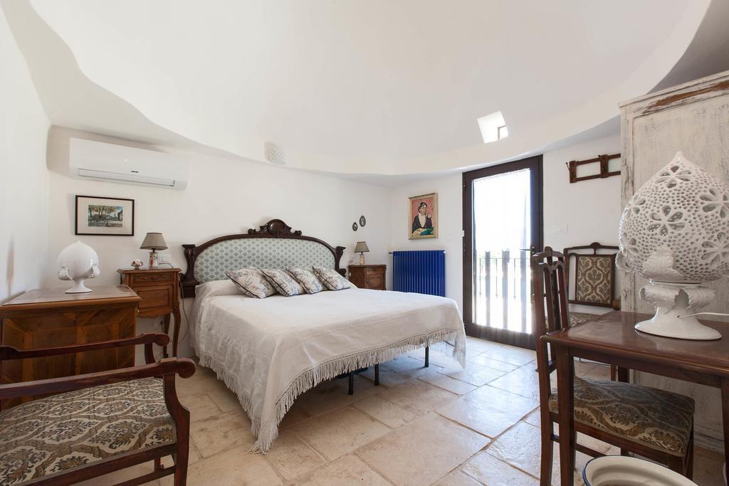 Trullo Coco' By Barbarhouse Villa Ostuni Rum bild