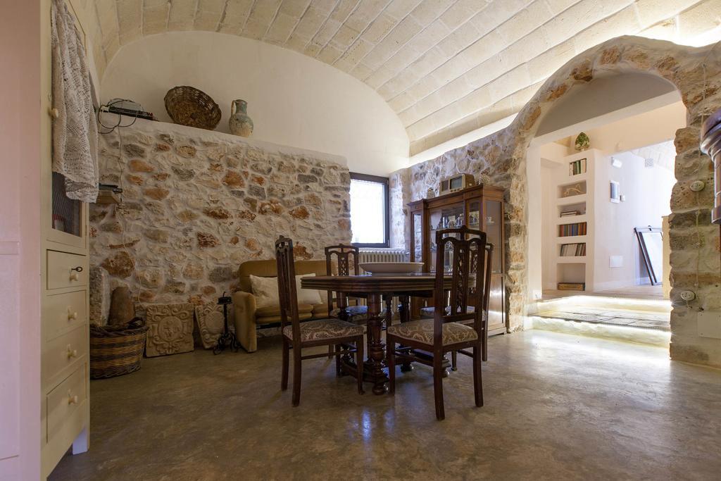 Trullo Coco' By Barbarhouse Villa Ostuni Rum bild